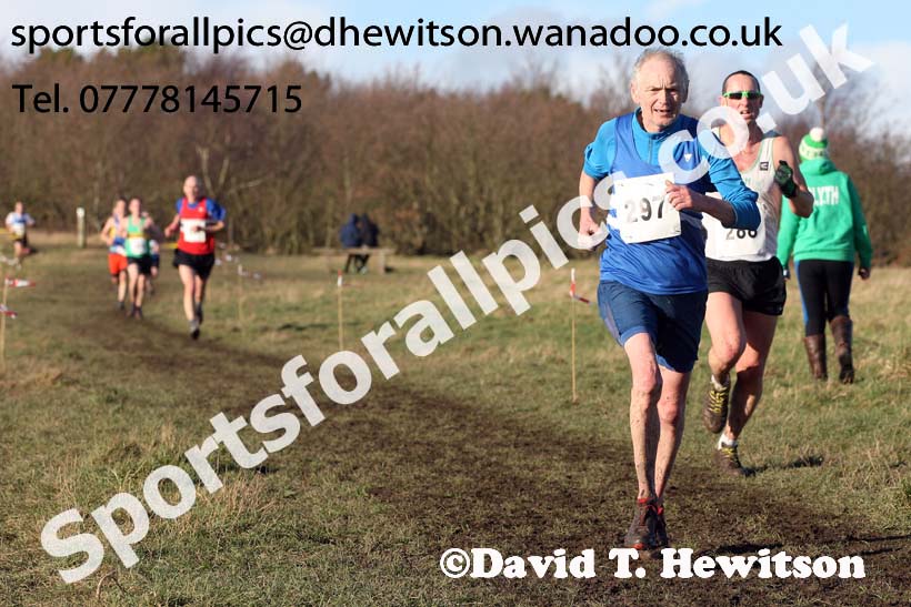 Mens masters 35s to 64s North Eastern Masters, Wallsend. Photo: David T. Hewitson/Sports for All Pics